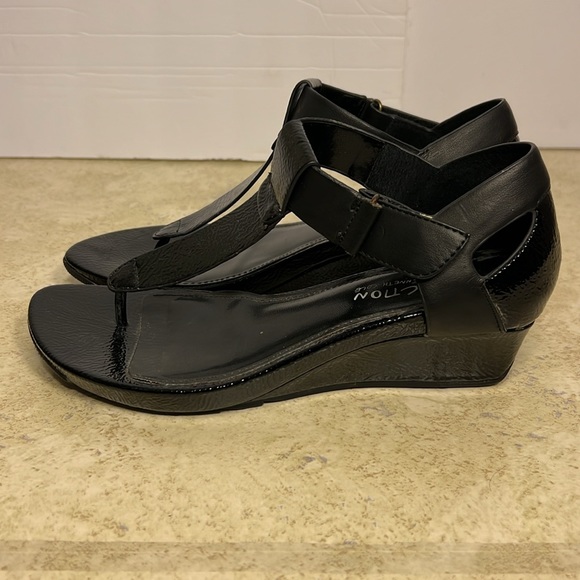 Women's sandals - Reaction by Kenneth Cole - Picture 5 of 7